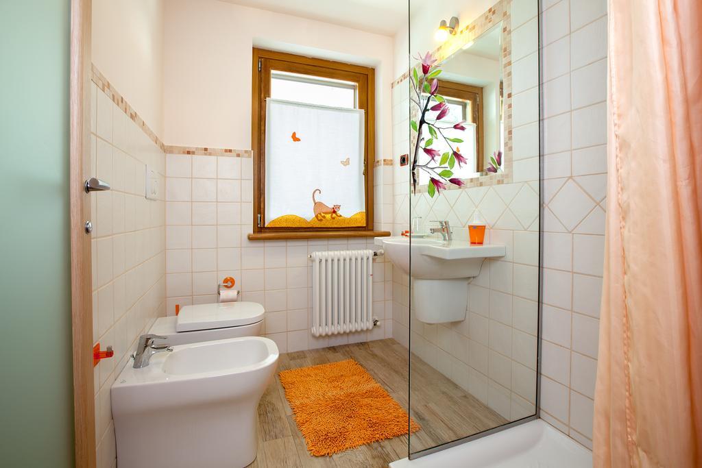 B&B Cascina Moncrava Ivrea Exterior photo